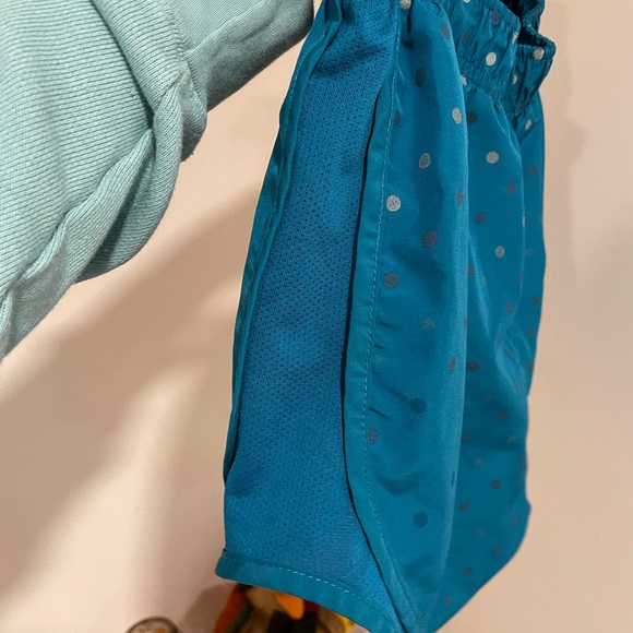 Nike Blue Dots Dr-Fit Running Shorts Sz S - Picture 3 of 5